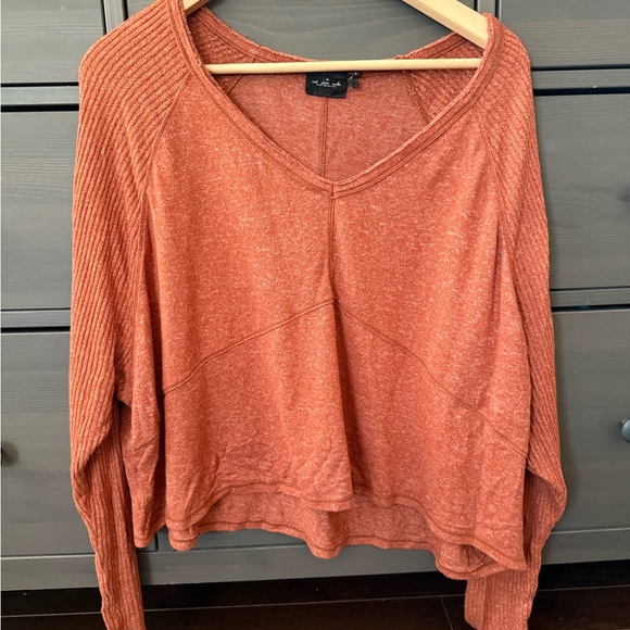 Urban Outfitters Rust Long Sleeve V-Neck Sweater Top - Picture 3 of 4
